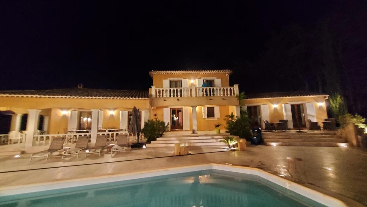 Le Mas Provencal Регюсс Екстер'єр фото