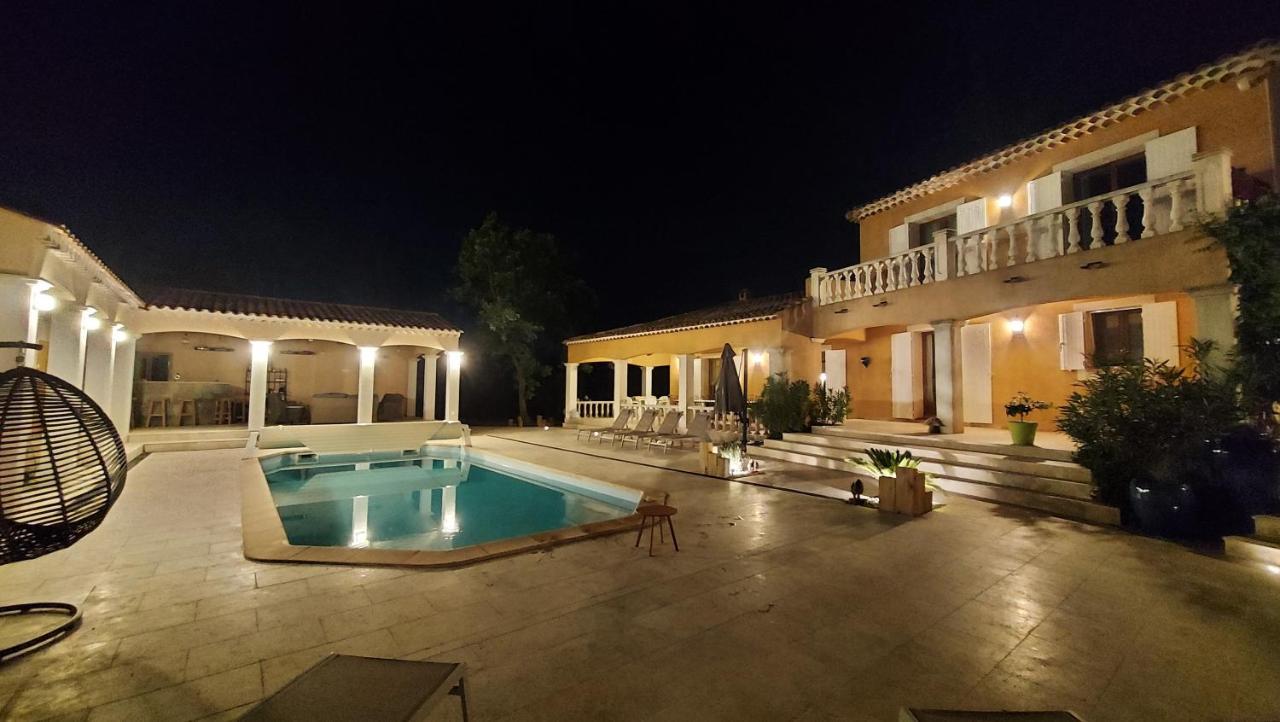 Le Mas Provencal Регюсс Екстер'єр фото