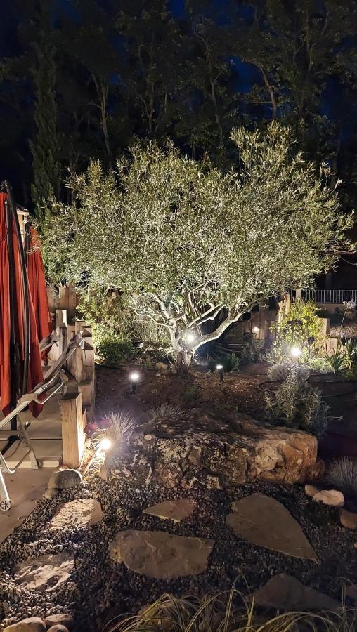 Le Mas Provencal Регюсс Екстер'єр фото